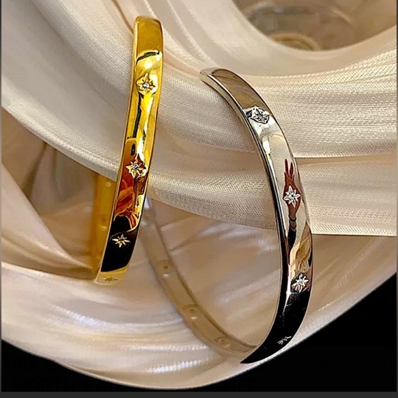 Starburst North Star SET OF TWO  Sterling Silver and Gold  Bangles Cuff Bracelet - Picture 4 of 5